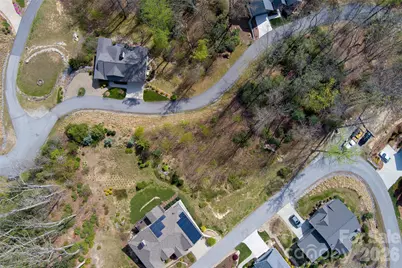 81 Curtain Bluff, Hendersonville, NC 28791 - Photo 13