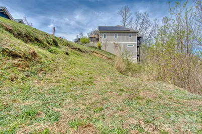 81 Curtain Bluff, Hendersonville, NC 28791 - Photo 19