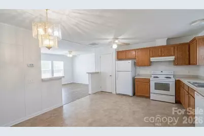 510 Phillips Street, Fairmont, NC 28340 - Photo 17