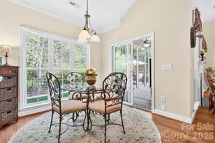 6060 Latta Springs Cir, Huntersville, NC 28078 - Photo 11