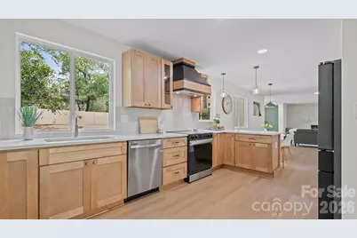 7234 Rollingridge Drive, Charlotte, NC 28211 - Photo 7