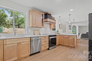 7234 Rollingridge Dr, Charlotte, NC 28211 - Photo 7