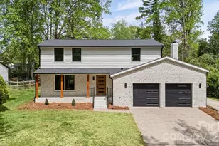 7234 Rollingridge Dr, Charlotte, NC 28211 - Photo 1