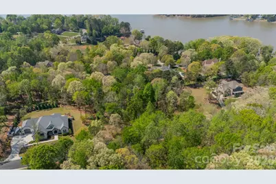 8113 Bay View Lane #25, Belmont, NC 28012 - Photo 3