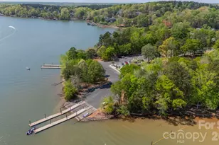 8113 Bay View Ln, Belmont, NC 28012 - Photo 17