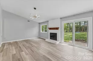 2516 Turnberry Ln, Charlotte, NC 28210 - Photo 9