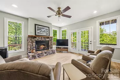 135 Crossvine Trail, Hendersonville, NC 28739 - Photo 33