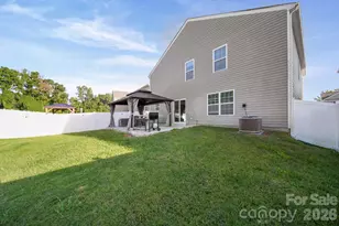 2130 Eastway Dr, Dallas, NC 28034 - Photo 37