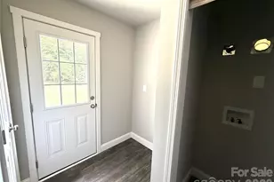 1200 Weststone Dr, Charlotte, NC 28208 - Photo 15