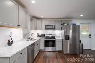 304 Margie St, Belmont, NC 28012 - Photo 7