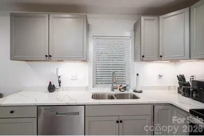 304 Margie Street, Belmont, NC 28012 - Photo 9