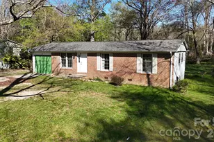 33 Springside Dr, Hendersonville, NC 28792 - Photo 7