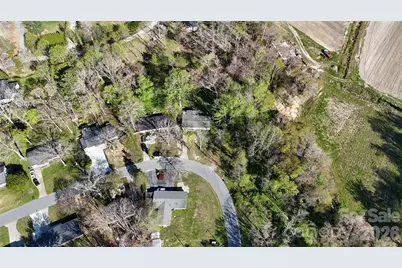 33 Springside Drive, Hendersonville, NC 28792 - Photo 3