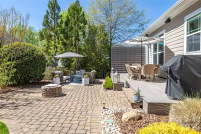 18003 Northport Drive, Cornelius, NC 28031 - Photo 3