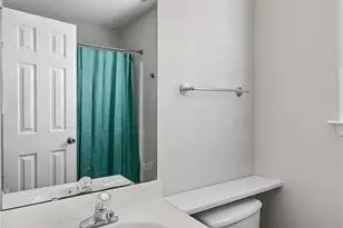 124 E Iowa Ave, Bessemer City, NC 28016 - Photo 17