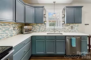 124 E Iowa Ave, Bessemer City, NC 28016 - Photo 3