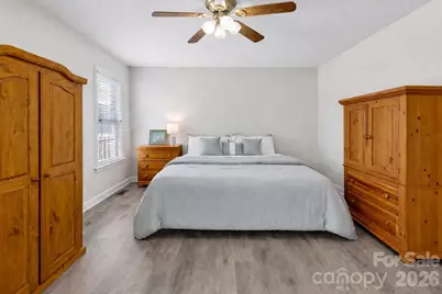 124 E Iowa Avenue, Bessemer City, NC 28016 - Photo 13