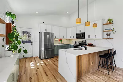 6739 Indian Lane, Charlotte, NC 28213 - Photo 9