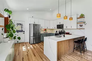 6739 Indian Ln, Charlotte, NC 28213 - Photo 9