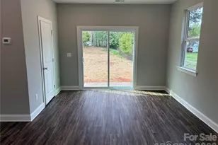 608 E Boston Ave, Bessemer City, NC 28016 - Photo 5