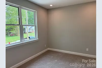 608 E Boston Avenue, Bessemer City, NC 28016 - Photo 11