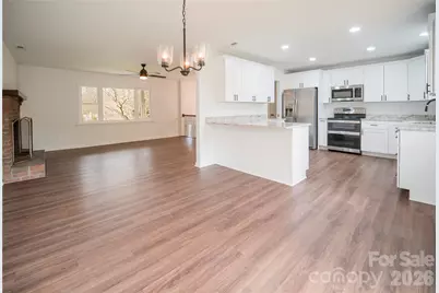 106 Shelly Drive, Hendersonville, NC 28792 - Photo 11