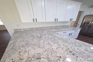 106 Shelly Dr, Hendersonville, NC 28792 - Photo 19