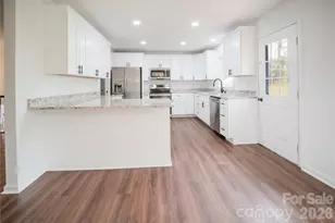 106 Shelly Dr, Hendersonville, NC 28792 - Photo 15