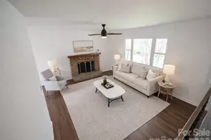 106 Shelly Dr, Hendersonville, NC 28792 - Photo 9