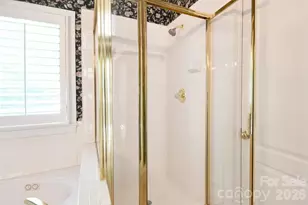 7201 Leharne Dr, Charlotte, NC 28270 - Photo 25