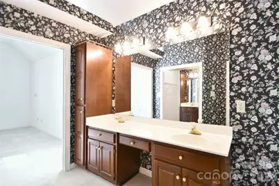 7201 Leharne Drive, Charlotte, NC 28270 - Photo 23