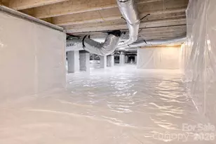 2520 27th Ave Cir NE, Hickory, NC 28601 - Photo 17