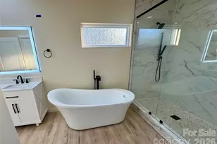 2520 27th Ave Cir NE, Hickory, NC 28601 - Photo 11