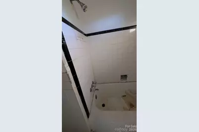 2715 Southwest Boulevard, Charlotte, NC 28216 - Photo 3