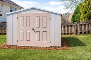 11126 Maplehurst Dr, Charlotte, NC 28277 - Photo 45