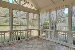 11126 Maplehurst Dr, Charlotte, NC 28277 - Photo 25