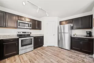 319 Shoreline Dr, New London, NC 28127 - Photo 9