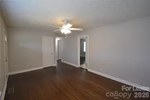 3844 Crestridge Dr, Charlotte, NC 28217 - Photo 5