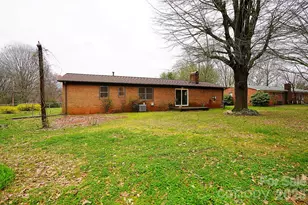 915 Woods Dr, Statesville, NC 28677 - Photo 19