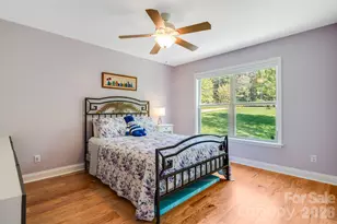 323 Daylily Dr, Hendersonville, NC 28739 - Photo 29