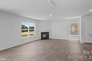 667 13th Ave Dr NE, Hickory, NC 28601 - Photo 13