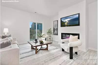 2070 10th Street SE, Hickory, NC 28602 - Photo 3