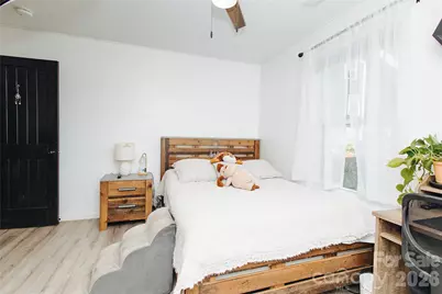 62 E Glenview Street, Marion, NC 28752 - Photo 13