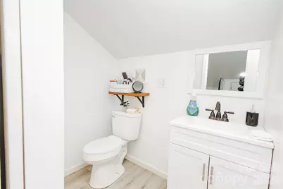 62 E Glenview Street, Marion, NC 28752 - Photo 25