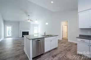 1031 Penarth Ct, Catawba, NC 28609 - Photo 11