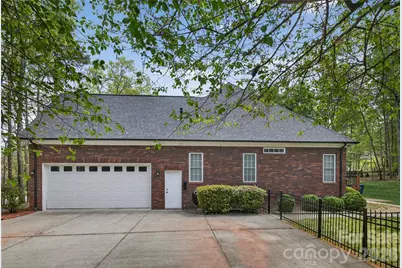 4854 Huddersfield Drive, Harrisburg, NC 28075 - Photo 5