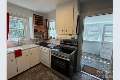 110 Lincoln Avenue, Marion, NC 28752 - Photo 15