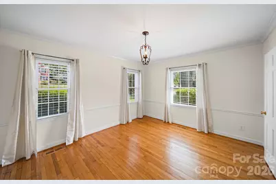 300 W 11th Avenue, Gastonia, NC 28052 - Photo 9