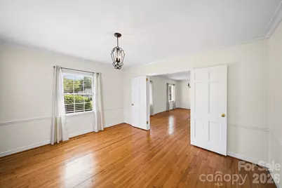 300 W 11th Avenue, Gastonia, NC 28052 - Photo 11