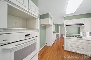 300 W 11th Ave, Gastonia, NC 28052 - Photo 15